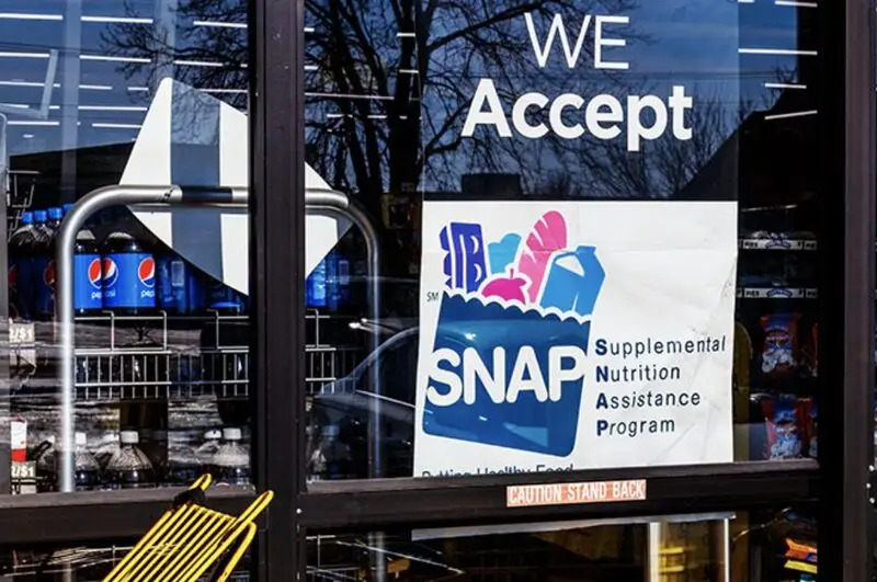 Does Aldi accept SNAP?