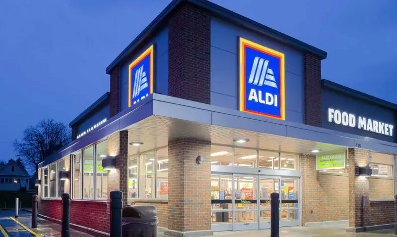 Does Aldi accept SNAP?