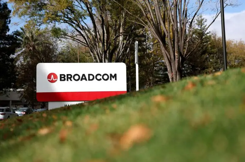 Broadcom (AVGO)