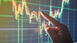 Weekly price analysis: prices decline on risk-off sentiments