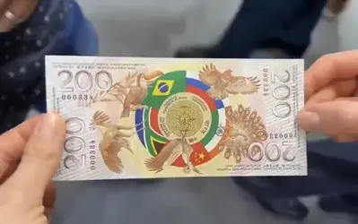 Top BRICS Currency Investment Moves Ahead of 2026