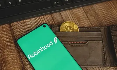 Robinhood (HOOD) Considers Buying Bitcoin for Balance Sheet